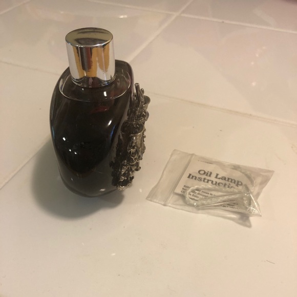 “Beautiful” Gnome/Wizard Oil Lamp - Picture 4 of 5